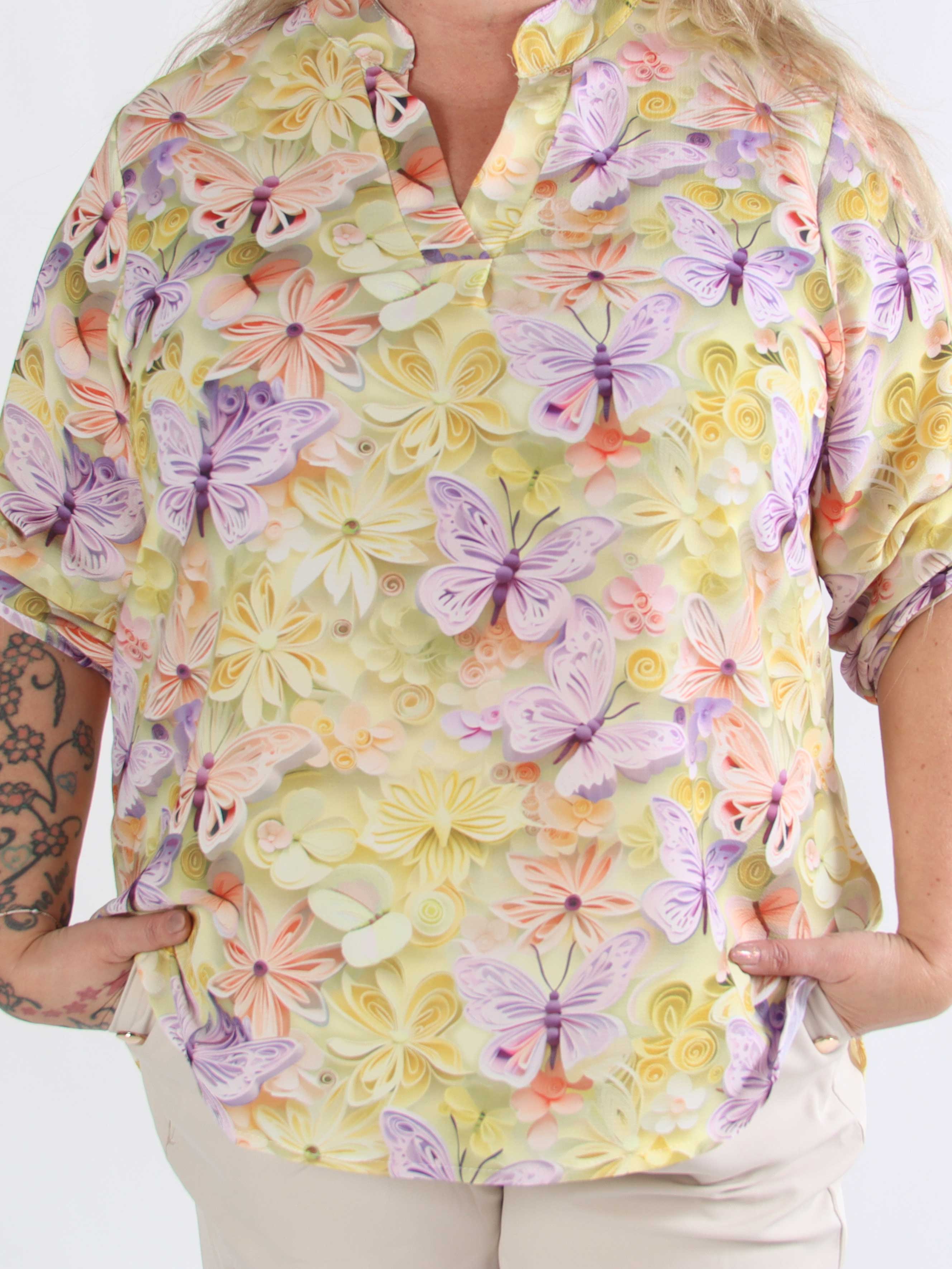 Vanesa Butterfly - Plus size tunika i viskose med sommerfugleprint